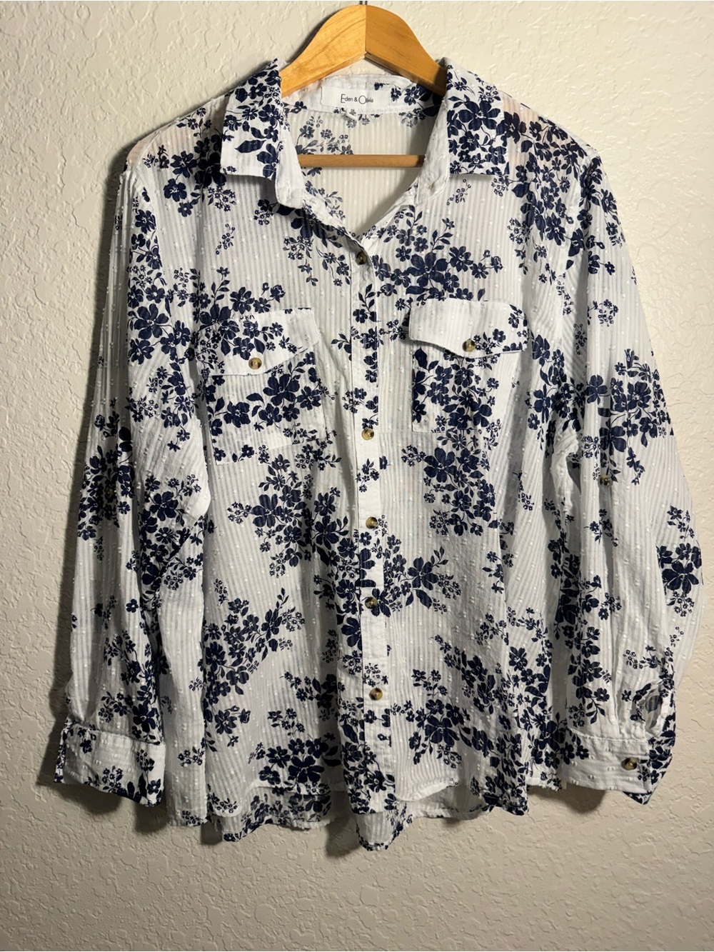 Eden & Olivia White Button-Down Shirt with Navy Floral Print